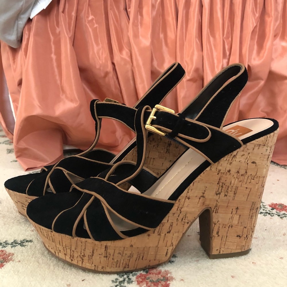 Dolce Vita platform heel shoes